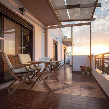 Loft Style Near The Old Town דירה *